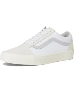 Vans Old Skool™ | Sneakers & Athletic Shoes 39 Vans Old Skool™ | Sneakers & Athletic Shoes -The Shoe Chic 61i9pz4wypL. AC SR736920